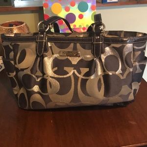 Coach purse- hardly used